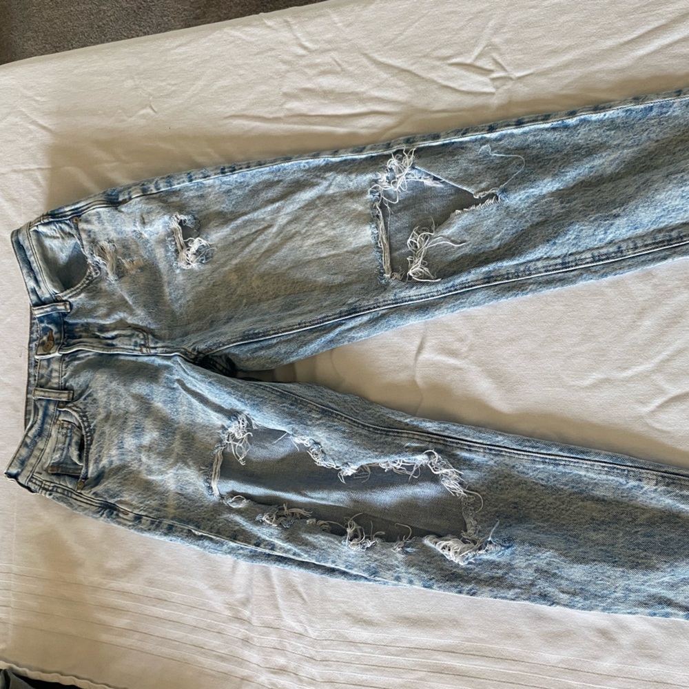 american eagle light wash size 2 jeans